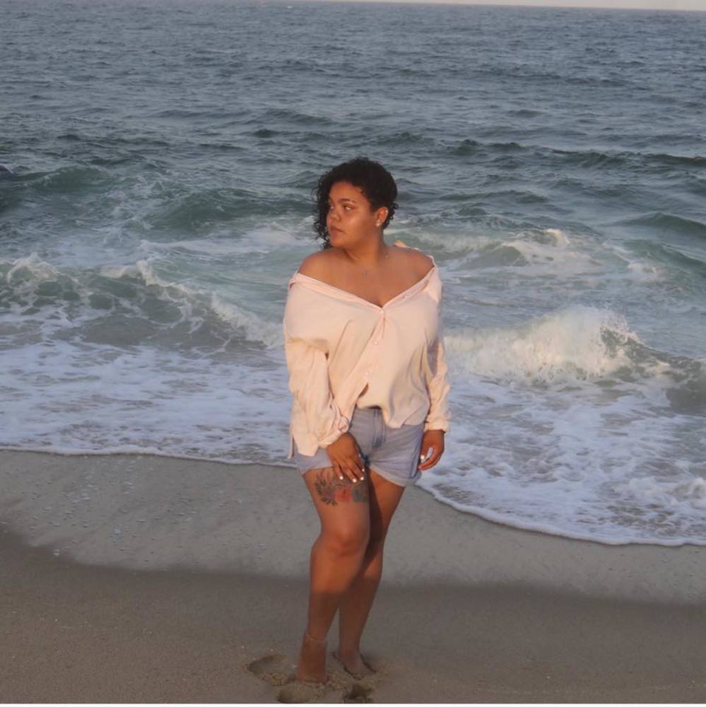 Meet your Posher, Siani